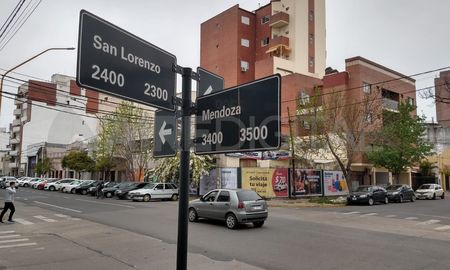 Cuantioso robo en un departamento de San Lorenzo al 2300. Cuantioso robo en un departamento de San Lorenzo al 2300.