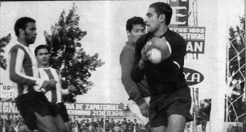Clásico 1969 Garzón y Sauco.jpg