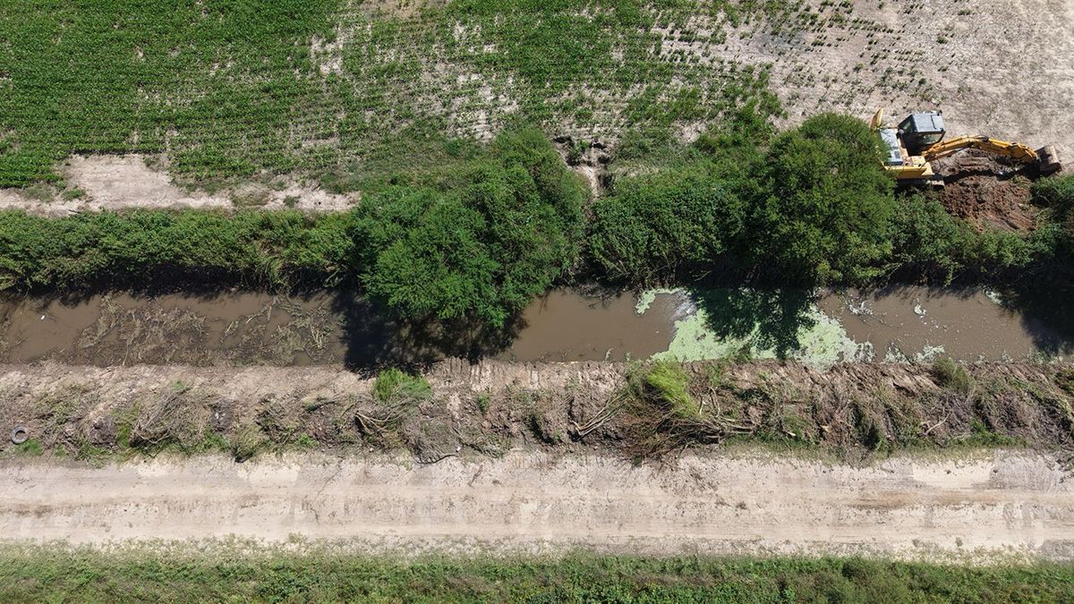 Departamento La Capital: Provincia refuerza obras para optimizar la salida del agua tras lluvias intensas. Departamento La Capital: Provincia refuerza obras para optimizar la salida del agua tras lluvias intensas.