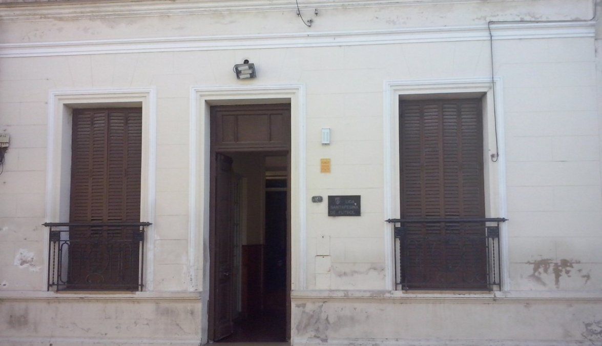 Corrientes 3000: feroz asalto a la Liga Santafesina de fútbol