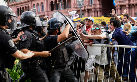 Aire de Santa Fe | maradona casa rosada 45