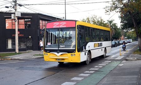 El servicio de colectivos en Santa Fe no se verá afectado este jueves ya que la UTA suspendió las asambleas de choferes. El servicio de colectivos en Santa Fe no se verá afectado este jueves ya que la UTA suspendió las asambleas de choferes.
