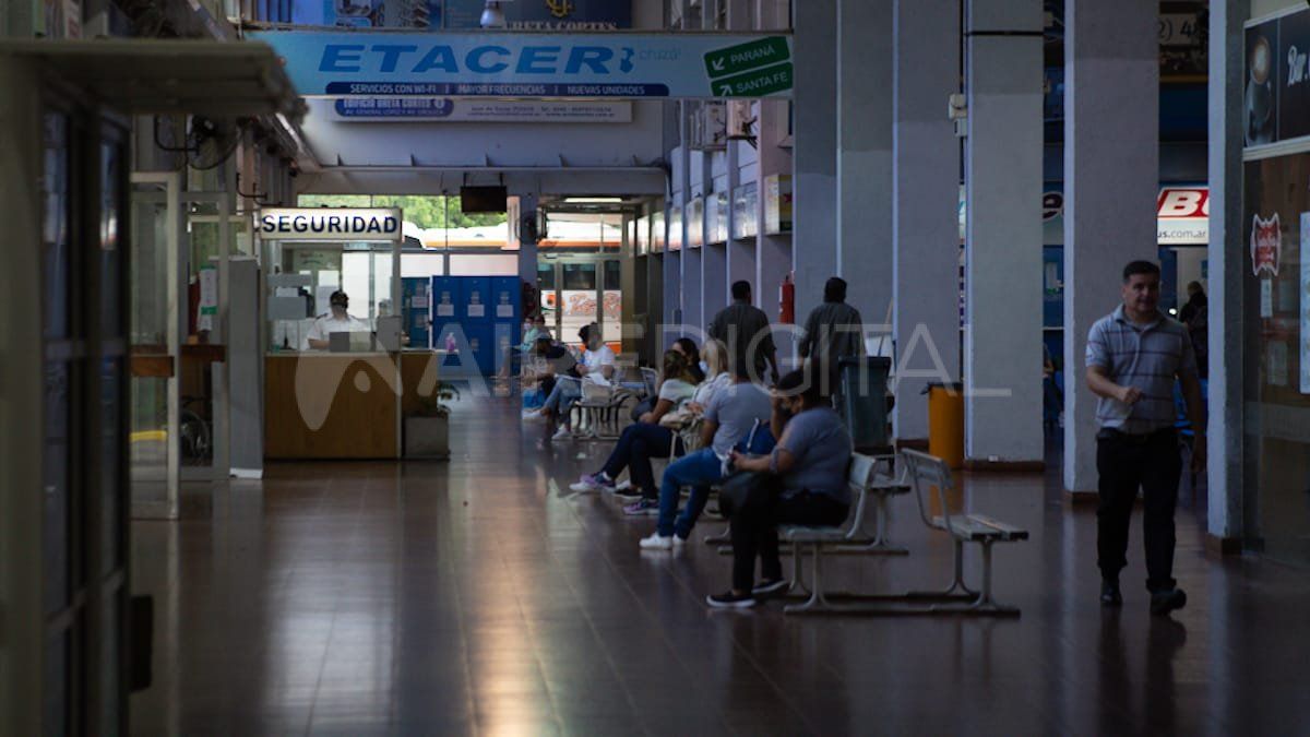 La terminal volvi&oacute; a tener un mayor movimiento tras m&aacute;s de ocho meses sin colectivos de media y larga distancia.