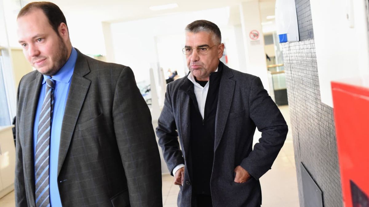 Así ingresaba Leonardo Peiti  al Centro de Justicia Penal para declarar como testigo arrepentido de la causa de juego clandestino.