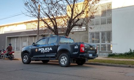 Las madres de alumnos y testigos del hecho plantean que claramente el conflicto inició adentro.&nbsp;