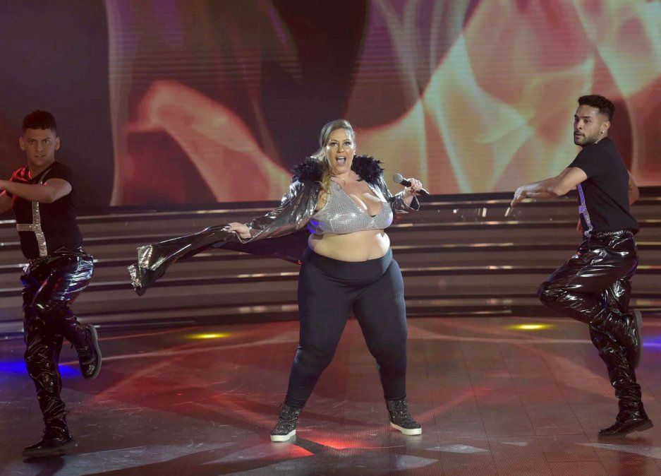 Mar Tarrés imitó a Thalía en la gala de ShowMatch.