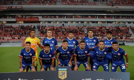 Unión jugará ante Rosario Central el domingo a las 15.45, luego de que la televisión haya aceptado el pedido del Canalla para modificar el horario estipulado inicialmente. Unión jugará ante Rosario Central el domingo a las 15.45, luego de que la televisión haya aceptado el pedido del Canalla para modificar el horario estipulado inicialmente.
