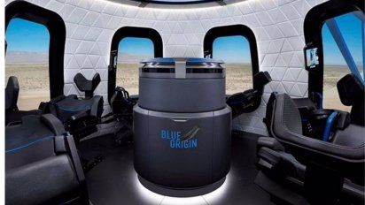 La subasta de un asiento de cohete para un vuelo espacial superó los 2,6 millones de dólares