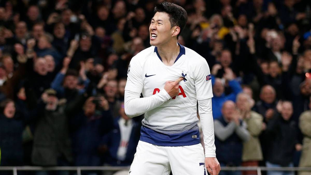 Son Heung-Min con la camiseta del Tottenham Hostpur.