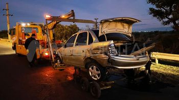 Ruta Nacional N° 168: volcó un automóvil en La Guardia 