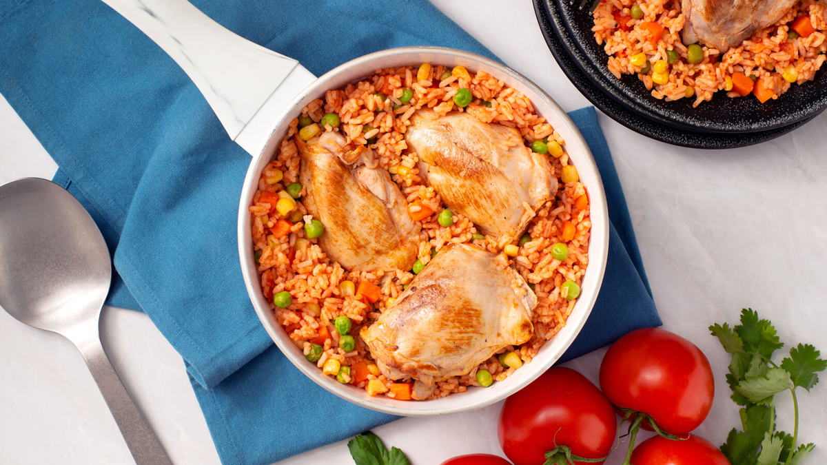 El guiso de pollo y arroz es una excelente opción para hacer en casa y gastar poco dinero. El guiso de pollo y arroz es una excelente opción para hacer en casa y gastar poco dinero.