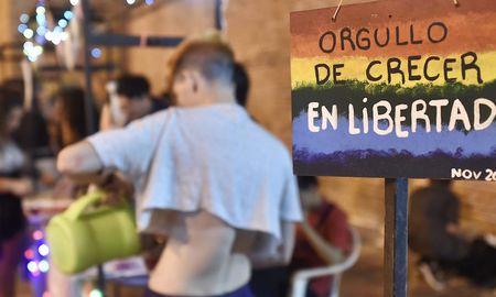 Este jueves 30 de junio en la Estación Belgrano, de 17 a 19, se llevará a cabo un conversatorio sobre el proyecto de la nueva ley del VIH. Este jueves 30 de junio en la Estación Belgrano, de 17 a 19, se llevará a cabo un conversatorio sobre el proyecto de la nueva ley del VIH.