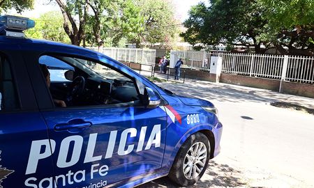 Las escuelas de la ciudad de Rosario son blanco de balaceras e intimidaciones. Las escuelas de la ciudad de Rosario son blanco de balaceras e intimidaciones.