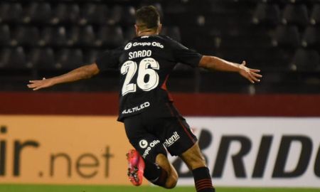La Lepra ganó en su casa y debe esperar resultados para continuar en la Copa Sudamericana. La Lepra ganó en su casa y debe esperar resultados para continuar en la Copa Sudamericana.