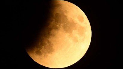 A 50 años del lanzamiento del Apolo 11: como si el cosmos supiera, llegó un eclipse parcial de Luna que se vio en Argentina