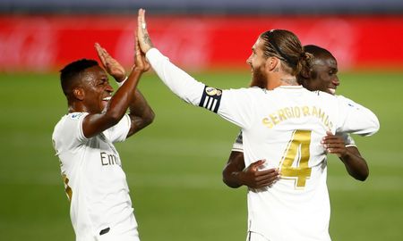 El Real Madrid visita al Granada a partir de las 17 de este lunes. El Real Madrid visita al Granada a partir de las 17 de este lunes.