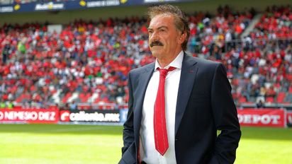 ¿Ricardo La Volpe vuelve a dirigir en el fútbol argentino?: suena en un equipo de Santa Fe