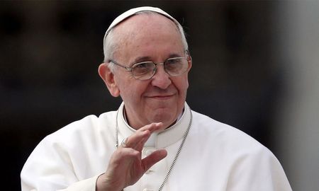 El papa Francisco ratificó hoy su lucha contra la corrupción en la Curia romana El papa Francisco ratificó hoy su lucha contra la corrupción en la Curia romana