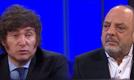 Baby Etchecopar sorprendió con sus comentarios sobre Javier Milei y la política actual. Baby Etchecopar sorprendió con sus comentarios sobre Javier Milei y la política actual.