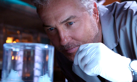 TMZ informó que la estrella de 68 años se encuentra estable y ya dejó el nosocomio, sin embargo, aún se desconoce el diagnóstico certero que revele los motivos de la hospitalización. El también productor de CSI: Vegas protagoniza desde el 2000 la serie policiaca emitida en la cadena CBS, donde da vida a Gil Grissom, un experto en entomología.