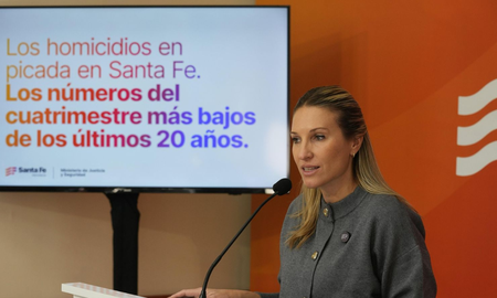 La vocera Virginia Coudannes durante una conferencia. La vocera Virginia Coudannes durante una conferencia.