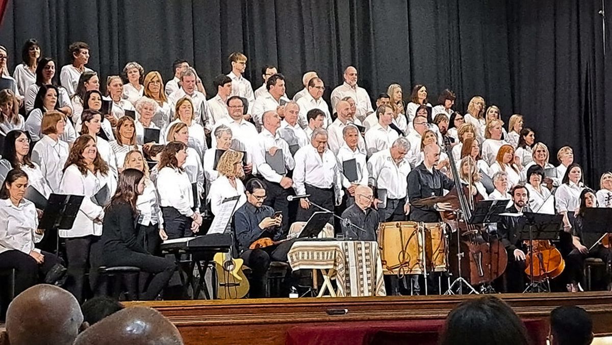 Integrantes del Coro Nuestra Señora del Calvario. Integrantes del Coro Nuestra Señora del Calvario.