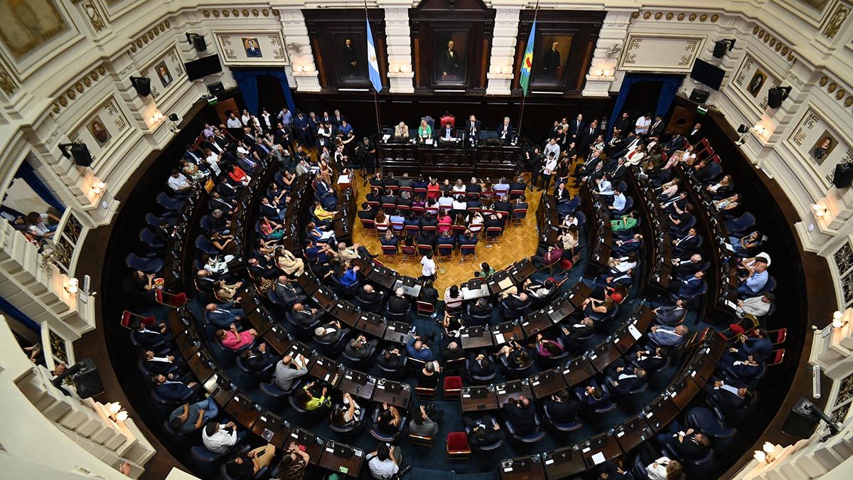 El gobernador de Buenos Aires apuntó contra la Corte Suprema y cuestionó además el fallo de la coparticipación en favor de la Ciudad al que calificó como "bochornoso y escandaloso". 