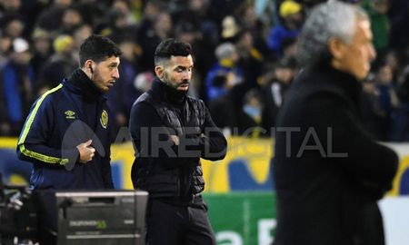 gimnasia y esgrima de la plata vencio a rosario central en el debut de carlos tevez como dt gimnasia y esgrima de la plata vencio a rosario central en el debut de carlos tevez como dt