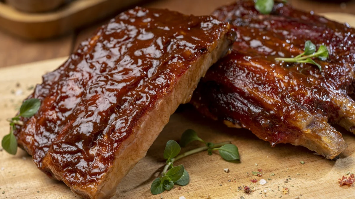 Cómo hacer salsa BBQ para costillas: la receta casera y fácil