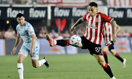 Lo extrañan los hinchas de Colón, lo quiso Boca y se lo llevó Colo Colo de Chile. Lo extrañan los hinchas de Colón, lo quiso Boca y se lo llevó Colo Colo de Chile.