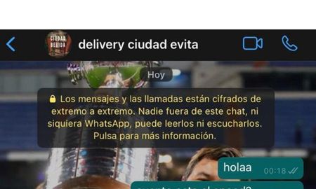 El joven no podía creer lo que leía. El joven no podía creer lo que leía.