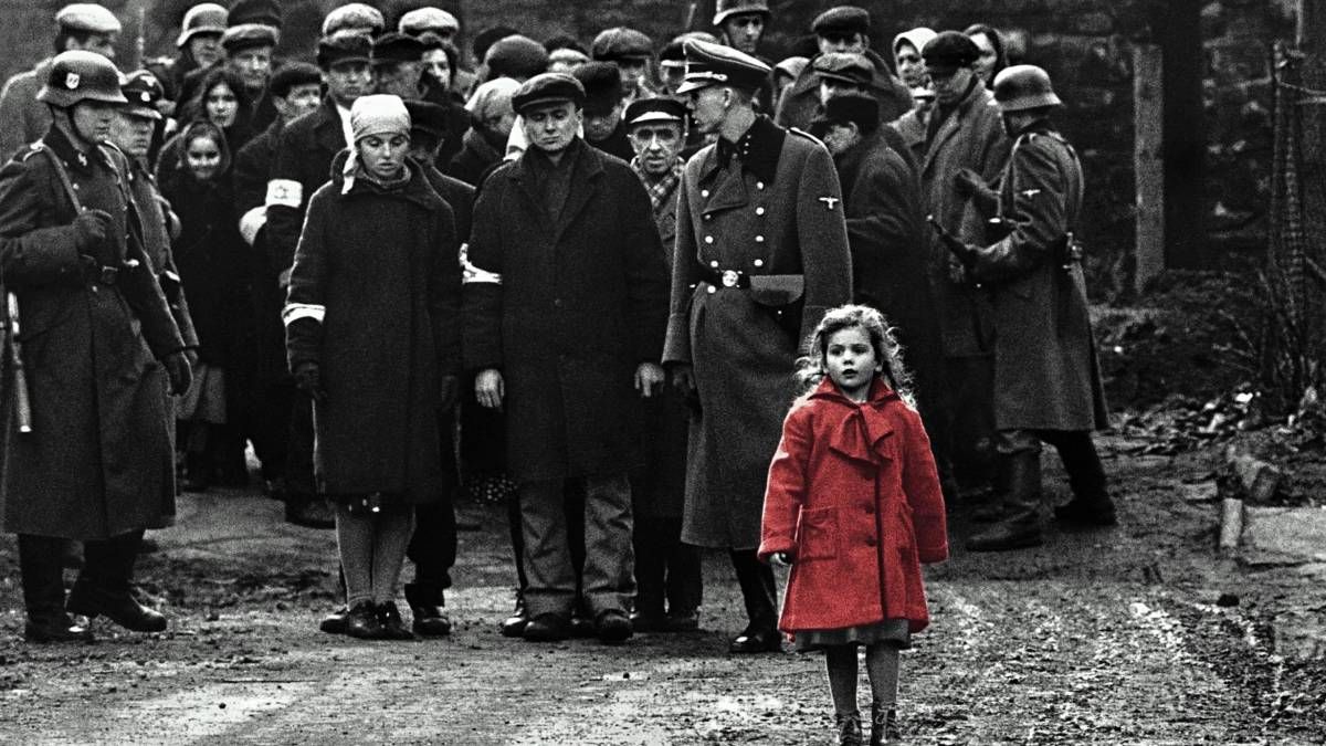 La lista de Schindler cuenta cómo Oskar Schindler gastó toda su fortuna en salvar a más de mil judíos que iban a ser enviados al campo de exterminio de Auschwitz.