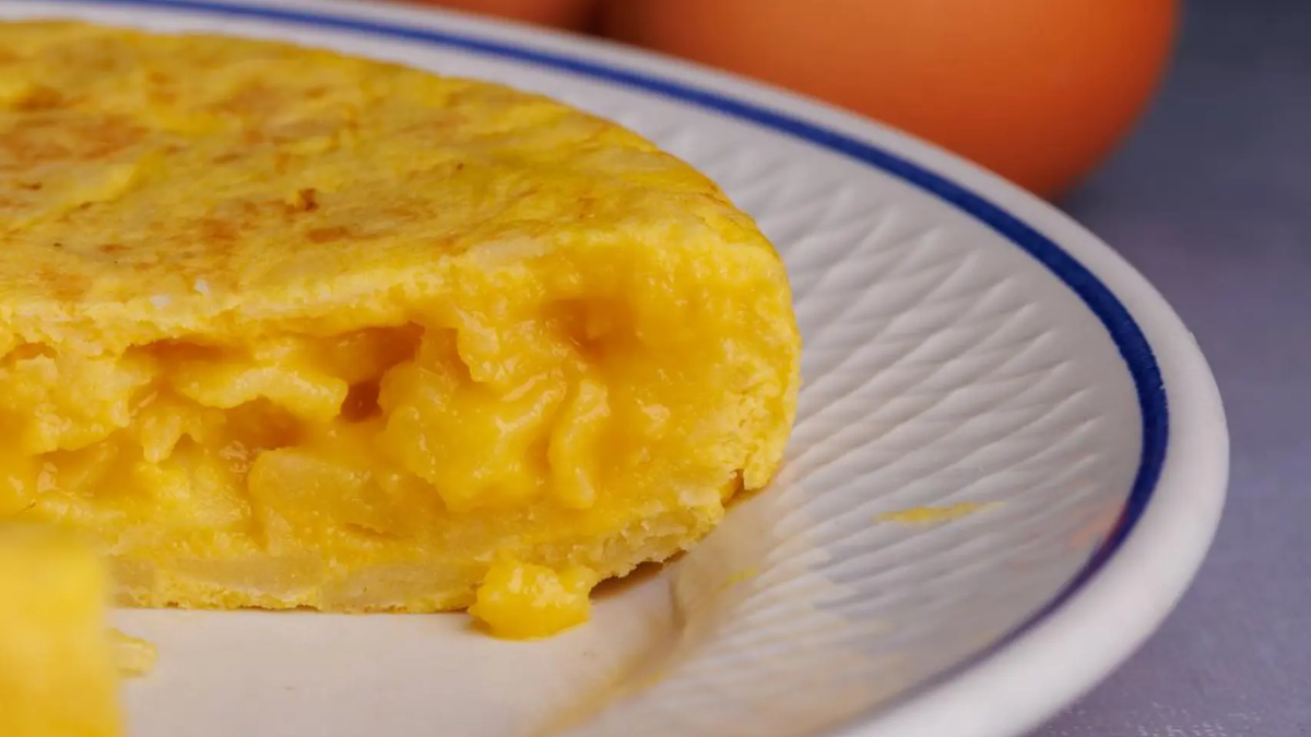 Esta receta te ofrece una mezcla de sabores que combinan a la perfección con la frescura de los ingredientes de estación.