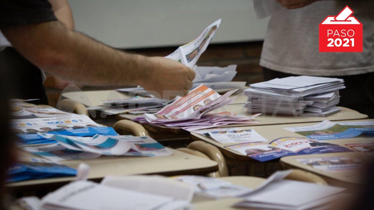 El escrutinio se realiza en dos etapas.