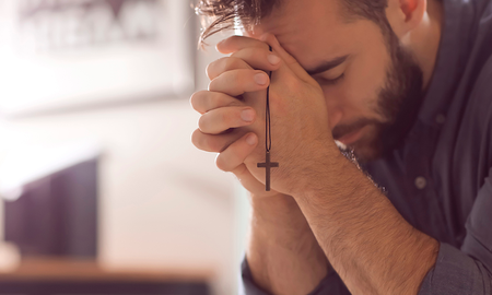 Si quieres que un negocio prospere o que en tu casa no haga falta nada, puedes rezar a él esta increíble oración para la prosperidad y el éxito. Si quieres que un negocio prospere o que en tu casa no haga falta nada, puedes rezar a él esta increíble oración para la prosperidad y el éxito.