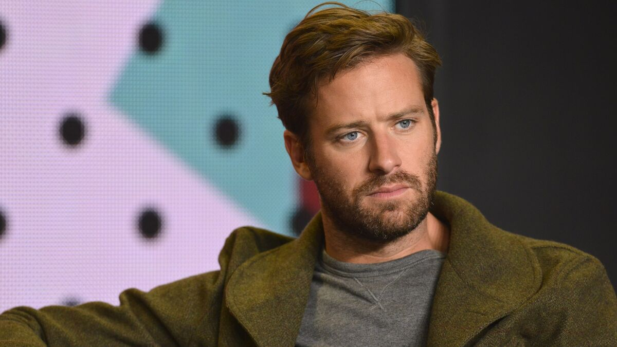 Armie Hammer se quedó sin agencia de talentos y peligra su carrera en Hollywood tras las acusaciones de canibalismo