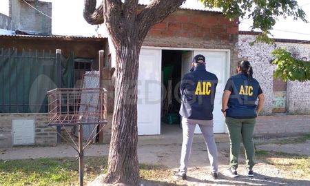 Durante el martes, investigadores llevaron a cabo un allanamiento en el domicilio del principal investigado. Durante el martes, investigadores llevaron a cabo un allanamiento en el domicilio del principal investigado.