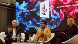 Diálogos para la Reforma: Stolbizer y Lifschitz disertaron en Santa Fe Diálogos para la Reforma: Stolbizer y Lifschitz disertaron en Santa Fe