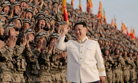 Líder norcoreano llamó a sus soldados a prepararse “para una guerra real” Líder norcoreano llamó a sus soldados a prepararse “para una guerra real”