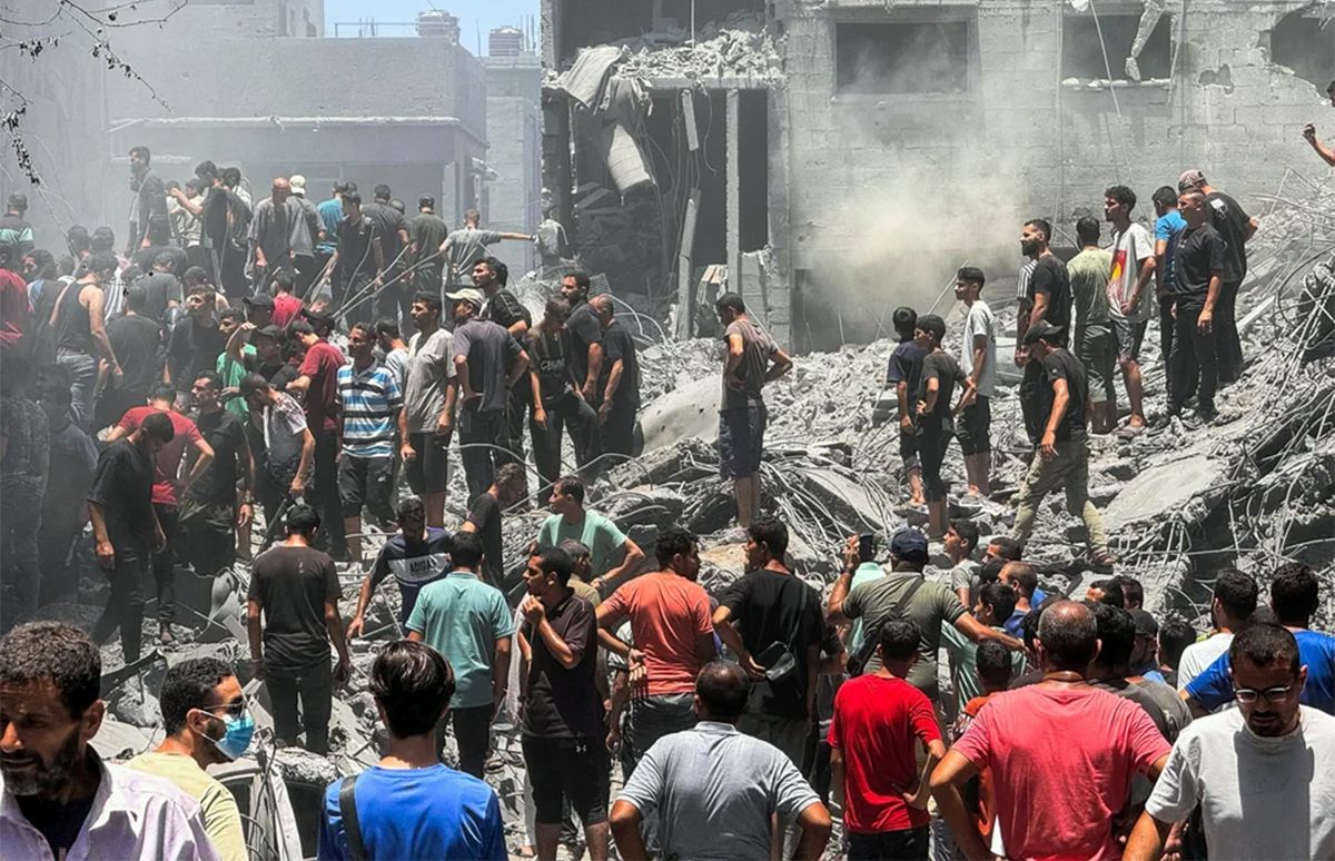 Un ataque israelí contra casas en Al-Shati