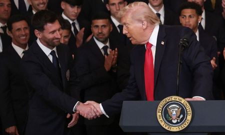 Un relator de la MLS analizó en AIRE la visita del Inter Miami a la Casa Blanca y sostuvo que el acto tuvo más valor político para Trump que beneficio para Lionel Messi. Un relator de la MLS analizó en AIRE la visita del Inter Miami a la Casa Blanca y sostuvo que el acto tuvo más valor político para Trump que beneficio para Lionel Messi.