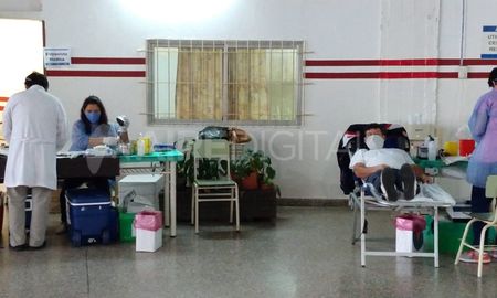 En el Club Union, Cudaio realiza una campaña de donacion de sangre, con turno previo y respetando las medidas de distanciamiento social y seguridad por la pandemia. En el Club Union, Cudaio realiza una campaña de donacion de sangre, con turno previo y respetando las medidas de distanciamiento social y seguridad por la pandemia.