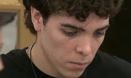 Juanicar abandonó la fiesta de Gran Hermano tras una fuerte discusión y un ataque de angustia. Juanicar abandonó la fiesta de Gran Hermano tras una fuerte discusión y un ataque de angustia.