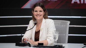 Caren Tepp, candidata a diputada nacional de Fuerza Patria visitó AIRE. 