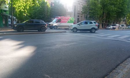 Cuando la ambulancia llegó a las calles 13 y 49 de La Plata, la chica de 21 años ya había fallecido. Cuando la ambulancia llegó a las calles 13 y 49 de La Plata, la chica de 21 años ya había fallecido.