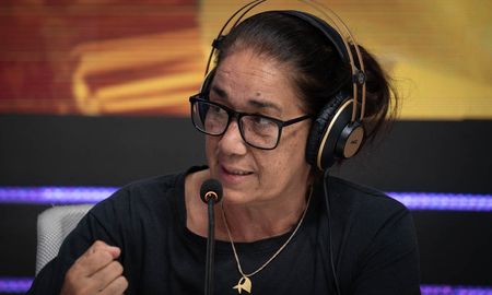una santafesina participo en la mujer de la fila y hablo sobre la realidad dentro y fuera de la carcel una santafesina participo en la mujer de la fila y hablo sobre la realidad dentro y fuera de la carcel