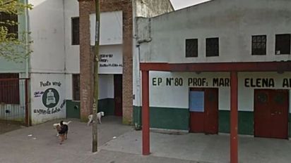 City Bell: la directora de una escuela fue golpada por los padres tras una pelea entre alumnos