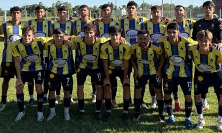 Club Náutico El Quillá debutó con triunfo ante Sportivo del Norte en Esperanza. Foto: Prensa El Quillá. Club Náutico El Quillá debutó con triunfo ante Sportivo del Norte en Esperanza. Foto: Prensa El Quillá.