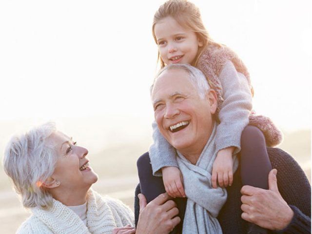 ¿Por qué se celebra hoy el “Día del Abuelo”?