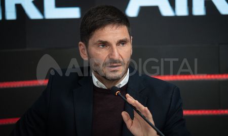 En AIRE, Pullaro aclaró que a sus diferencias las tiene con el kirchnerismo y le bajó el tono a la pelea con Losada. En AIRE, Pullaro aclaró que a sus diferencias las tiene con el kirchnerismo y le bajó el tono a la pelea con Losada.